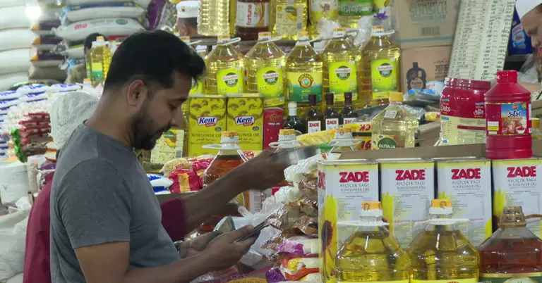 স্বল্পমূল্যের পণ্যে আস্থা ক্রেতাদের